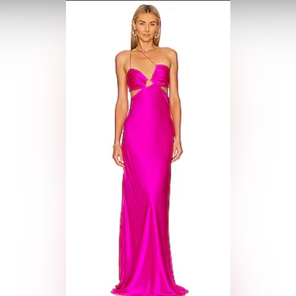 Assymeyrical pink backless gown! Stunning! Stunning! Stunning! - Picture 2 of 7